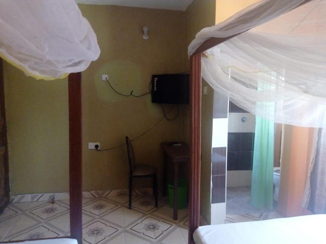 Viriko Boarding House Hotell Mombasa Eksteriør bilde