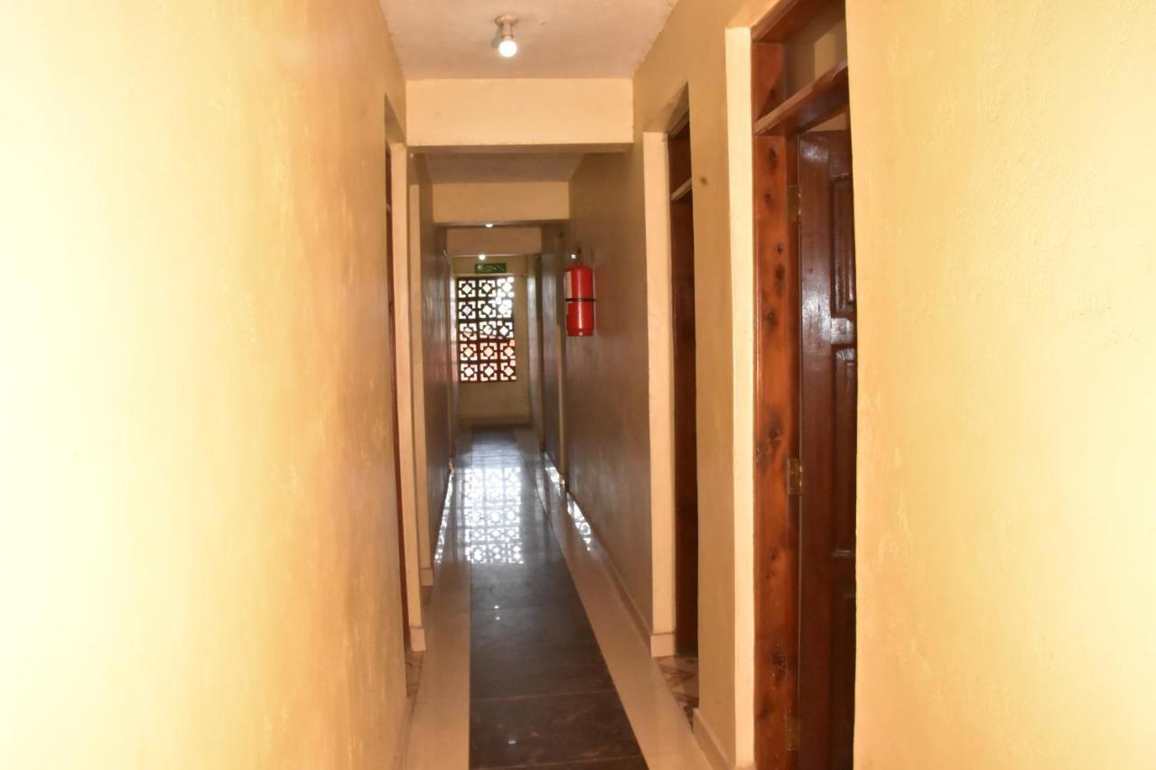 Viriko Boarding House Hotell Mombasa Eksteriør bilde